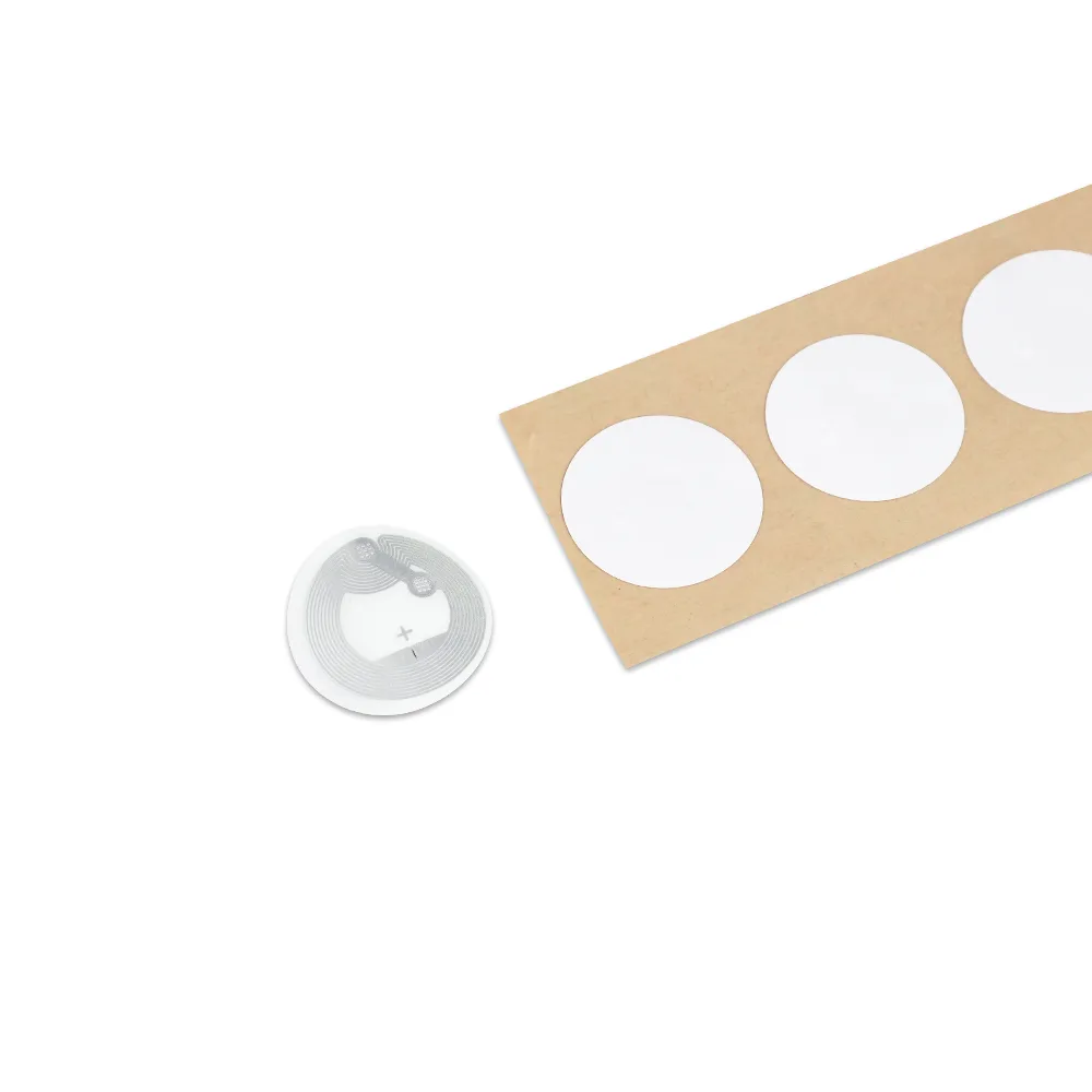 NFC Label – Coated Paper & 3M Adhesives – 216 – Ø25 mm product photograph