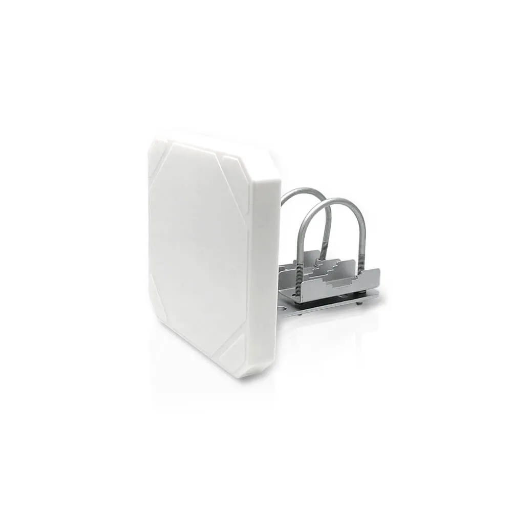 UHF RFID Antenna – 865-868MHz or 902-928MHz product photograph
