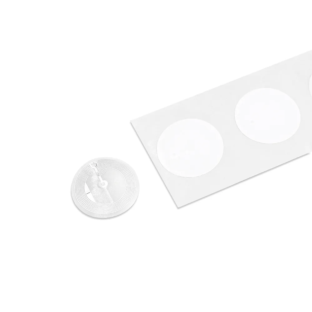 NFC Label – Coated Paper – 424 DNA – Ø30 mm product photograph