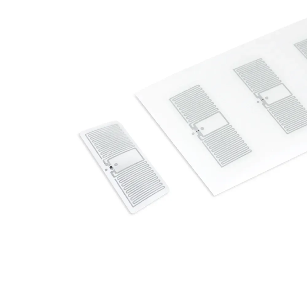 UHF RFID Wet Inlay – PET – R6P – 30×12 mm product photograph