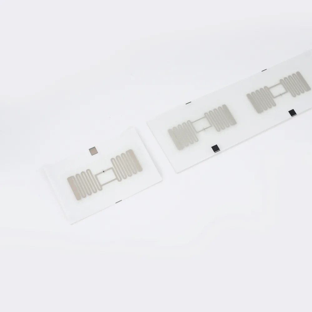 UHF RFID Garment Label – Heat-Press – Adhesive Surface – R6-P – 49×33 mm product photograph