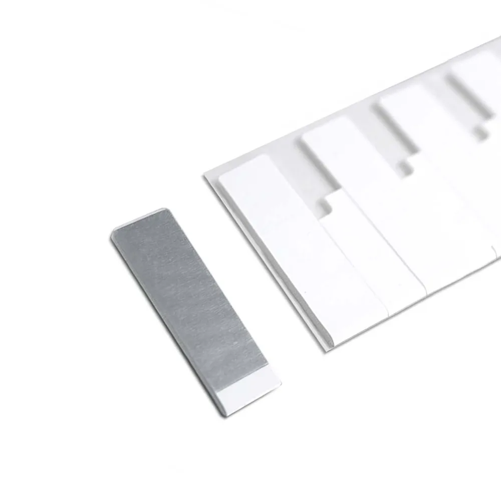 UHF RFID Label – On-Metal – PET – R6P – 55×15×1.25 mm product photograph
