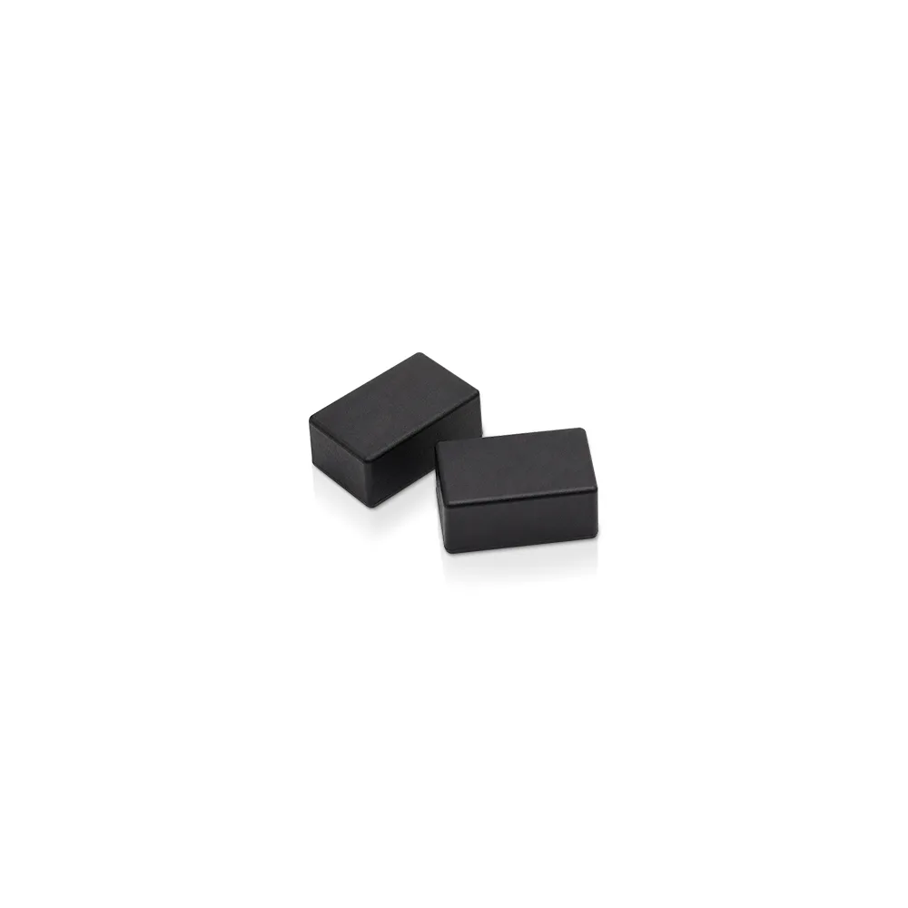 UHF RFID Tag – On-Metal – Ceramic – R6-P – 13.5×9×6 mm product photograph
